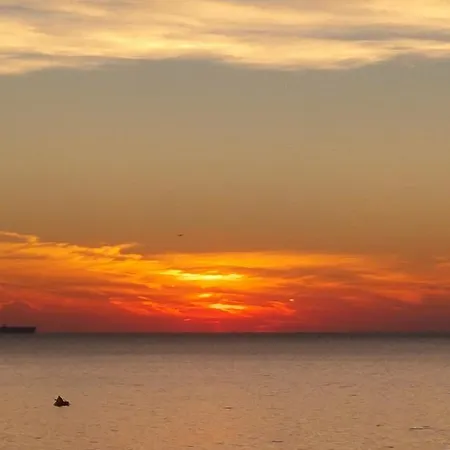 Lejlighed Deni's By The Sea - Burgas City